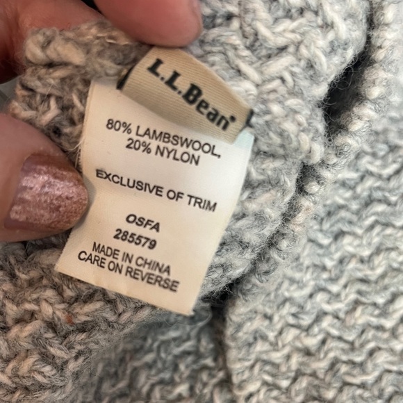 Essential L.L. Bean Wool Blend Beanie & Mitten Knit Set main image 5